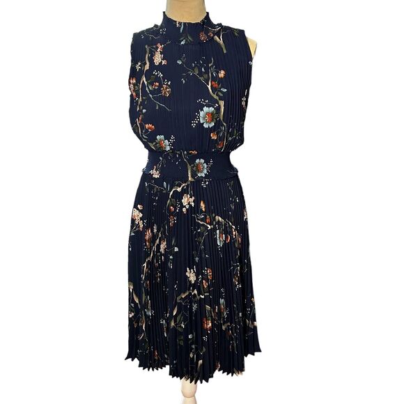 Nanette Lepore Dresses & Skirts - NANETTE LEPORE Women’s Pleated Blue Floral Sleeveless Midi Dress Size 6